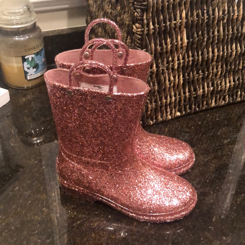 Girls size 13 rubber boots